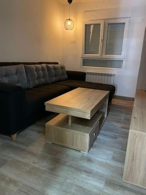 Adoracte 4 Mieres Apartamentos ภายนอก รูปภาพ