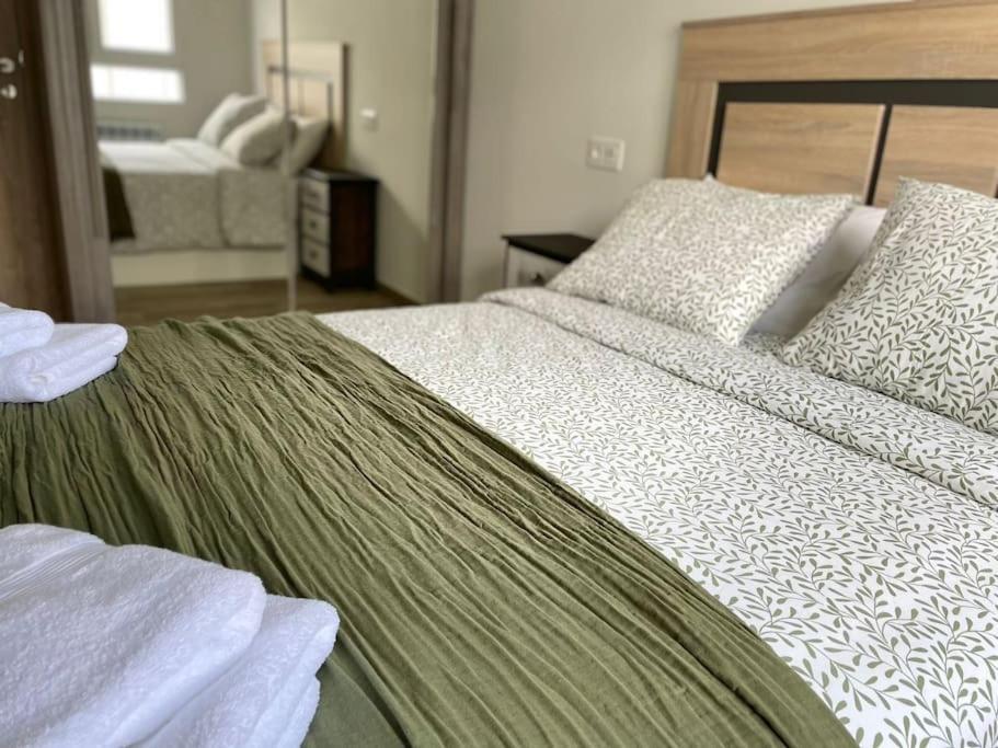 Adoracte 4 Mieres Apartamentos ภายนอก รูปภาพ