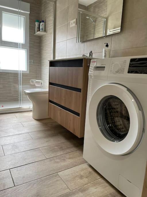 Adoracte 4 Mieres Apartamentos ภายนอก รูปภาพ