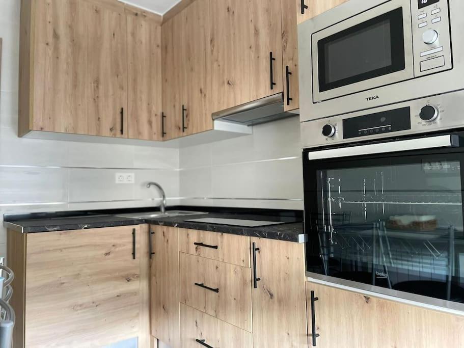 Adoracte 4 Mieres Apartamentos ภายนอก รูปภาพ