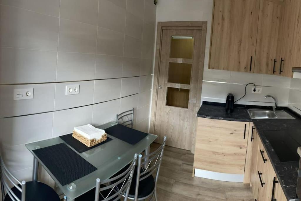 Adoracte 4 Mieres Apartamentos ภายนอก รูปภาพ