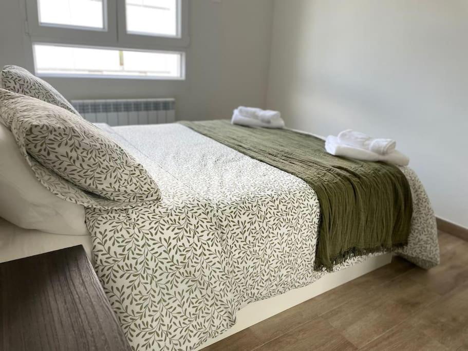 Adoracte 4 Mieres Apartamentos ภายนอก รูปภาพ